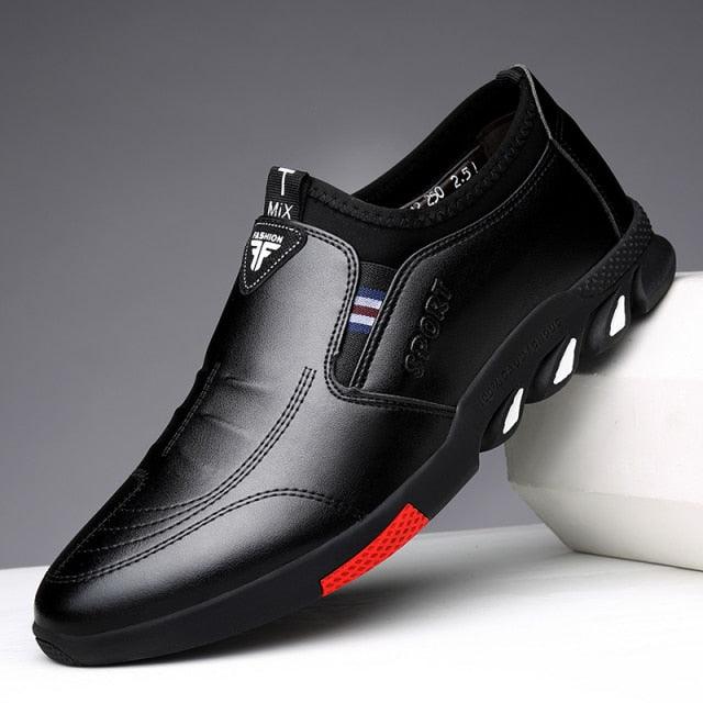 Fashion Black Men's Popular Casual Flat Shoes Outdoor Soft Soled Travel Sneakers Leather Business Non Slip Breathable Sneakers Loafers Comfort Walking Shoes For Business Work Office