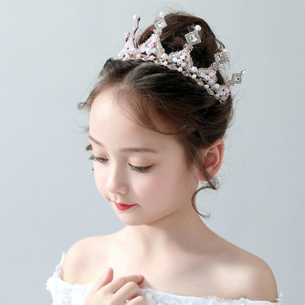 Fashion Crystal Princess Crown Rhinestone Tiara for Girl Birthday Wedding Model  Queen Crown Pearl Butterfly Hair Jewelry Handmade Rose Gold Crown with Pearl Crystal Princess Crown for Girls Birthday Wedding Party Prom