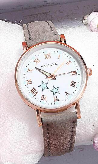 Fashion Girls Quartz Watches Bracelet Set Luminous Dial Watch Women Casual Leather Female Wrist Watch Leather Band Thin Minimalist Casual Simple Dress Quartz Analog Watch