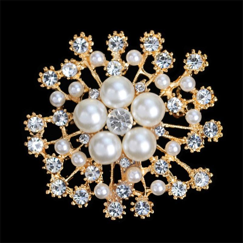 Fashion Pearl And Rhinestone Brooches Women Elegant Round Crystal Rhinestone Modern Elegant Prom Corsage Lapel Brooch Pin Trendy Butterfly Pins Clothes Accessories Wedding Gifts