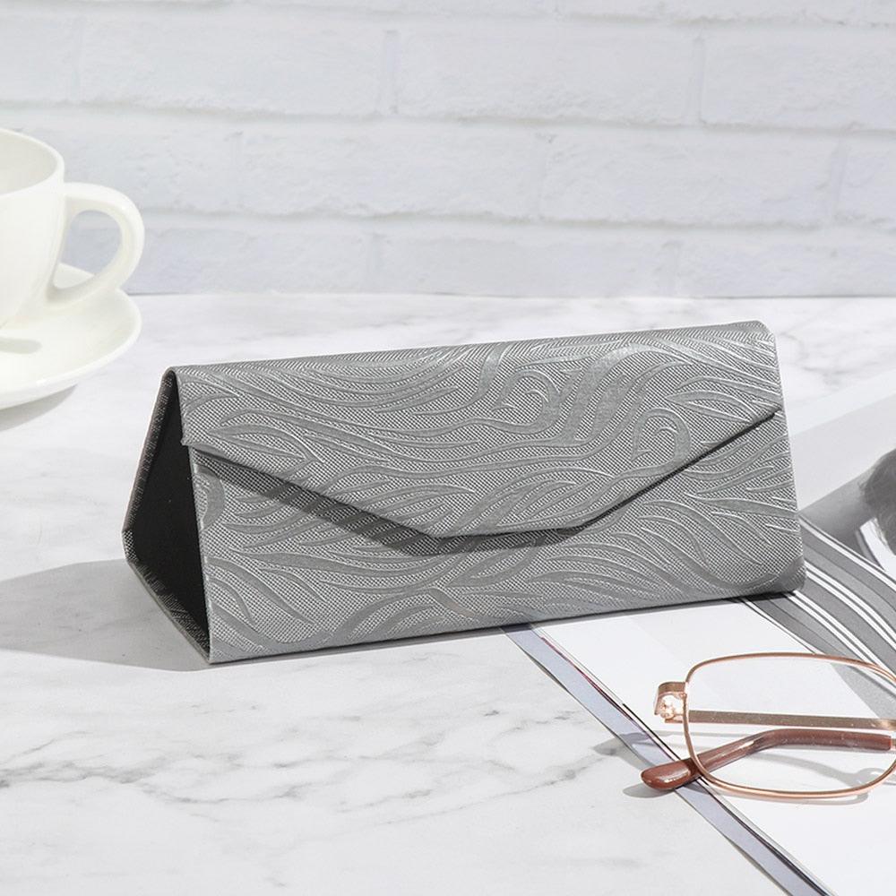 Fashion Sunglasses Holder Triangle Folding Waterproof Strong Magnet Eyewear Case Sun Glasses Box Eyeglasses Protective Case Luxury Stylish Leather Compact Magnet Closure Sunglasses Cases For School Reading Home