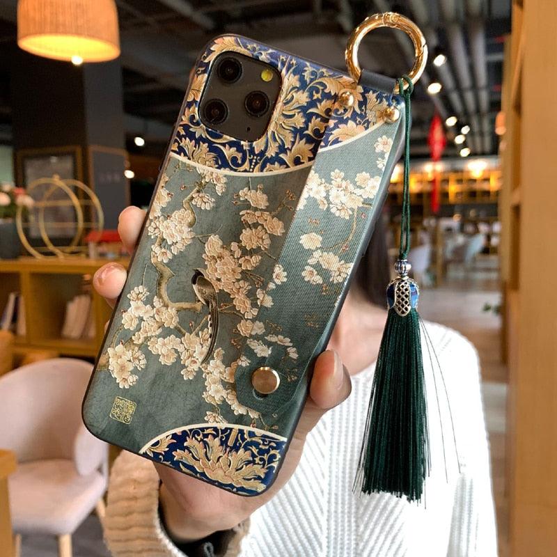 Fashionable Flower Phone Case for iPhone 11 12 13 14 Pro MAX X XS MAX XR 8 7 6 6s Plus X Soft Back Cases Wrist Strap Tassel Cover shockproof Hard Back Cover Slim Full Body Protective Trendy Cute Stylish Phone Case for Women