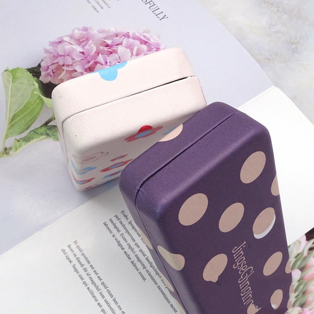 Flower Glasses Case Anti-Pressure Large Frame Glasses Storage Sunglasses Hard Eye Case Protector Eyewear Holder Hard Shell Eyeglasses Case Floral Flower Fabric Covered Clam Shell Style Eyeglass Case