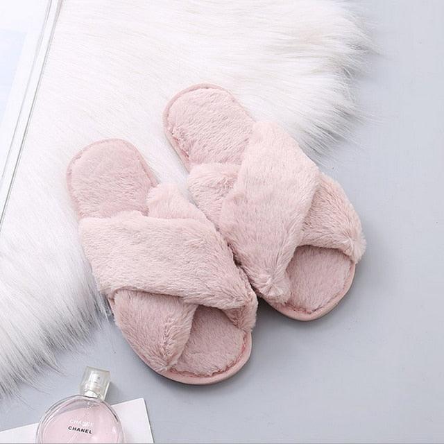 Fluffy Slippers Women Cozy Faux Fur Cross Indoor Floor Slides Flat Soft Furry Shoes Fluffy Furry Fur Slippers Flip Flop Open Toe Cozy House Memory Foam Sandals Slides Soft Flat Comfy Slippers