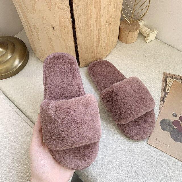 Fluffy Slippers Women Cozy Faux Fur Cross Indoor Floor Slides Flat Soft Furry Shoes Fluffy Furry Fur Slippers Flip Flop Open Toe Cozy House Memory Foam Sandals Slides Soft Flat Comfy Slippers