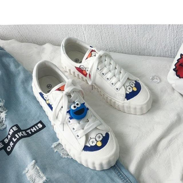 Funny Yellow Cartoon Design Sneakers Women Casual Fashion New Flat Vulcanized Sneakers Lace Up Canvas Shoes Men Comfortable Canvas Flats Summer Fashion Lace-up Sneakers