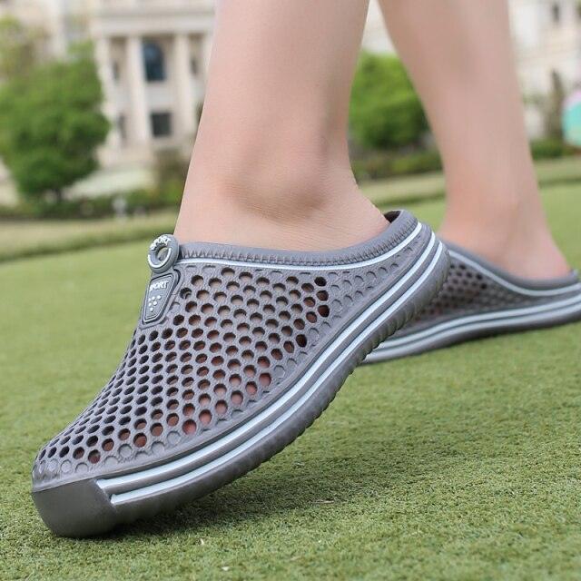 Garden Clog Women Quick Drying Summer Beach Slipper Flat Outdoor Sandals Breathable Mesh Sandals Beach Footwear Anti-Slip Slippers Quick Drying Sandals