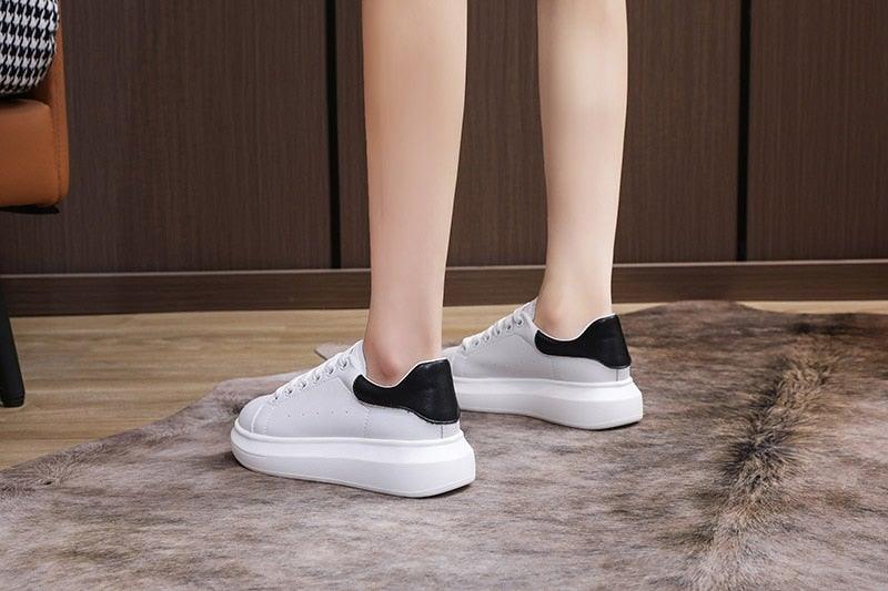 Genuine Leather Women Platform Sneakers Autumn Fashion Sports Little White Shoes Platform Flats Casual Lace Up Woman Comfort Walking Sneakers