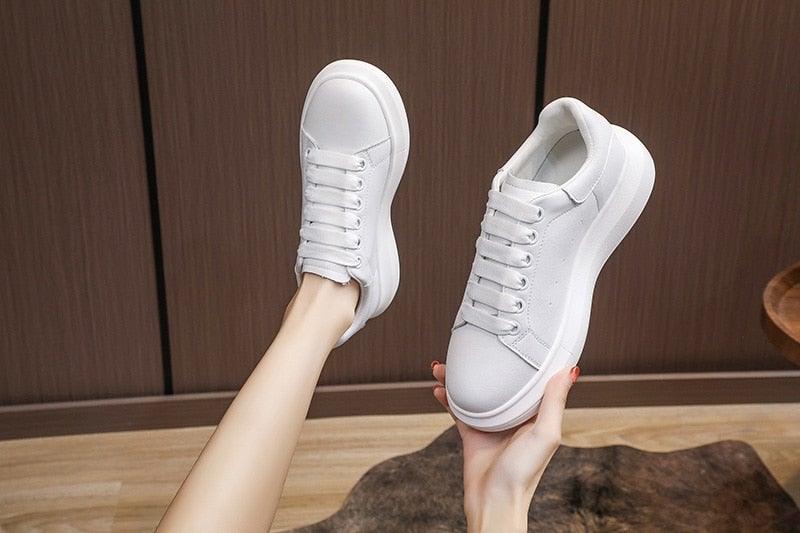 Genuine Leather Women Platform Sneakers Autumn Fashion Sports Little White Shoes Platform Flats Casual Lace Up Woman Comfort Walking Sneakers