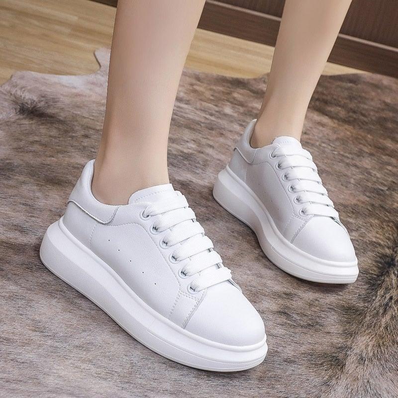 Genuine Leather Women Platform Sneakers Autumn Fashion Sports Little White Shoes Platform Flats Casual Lace Up Woman Comfort Walking Sneakers