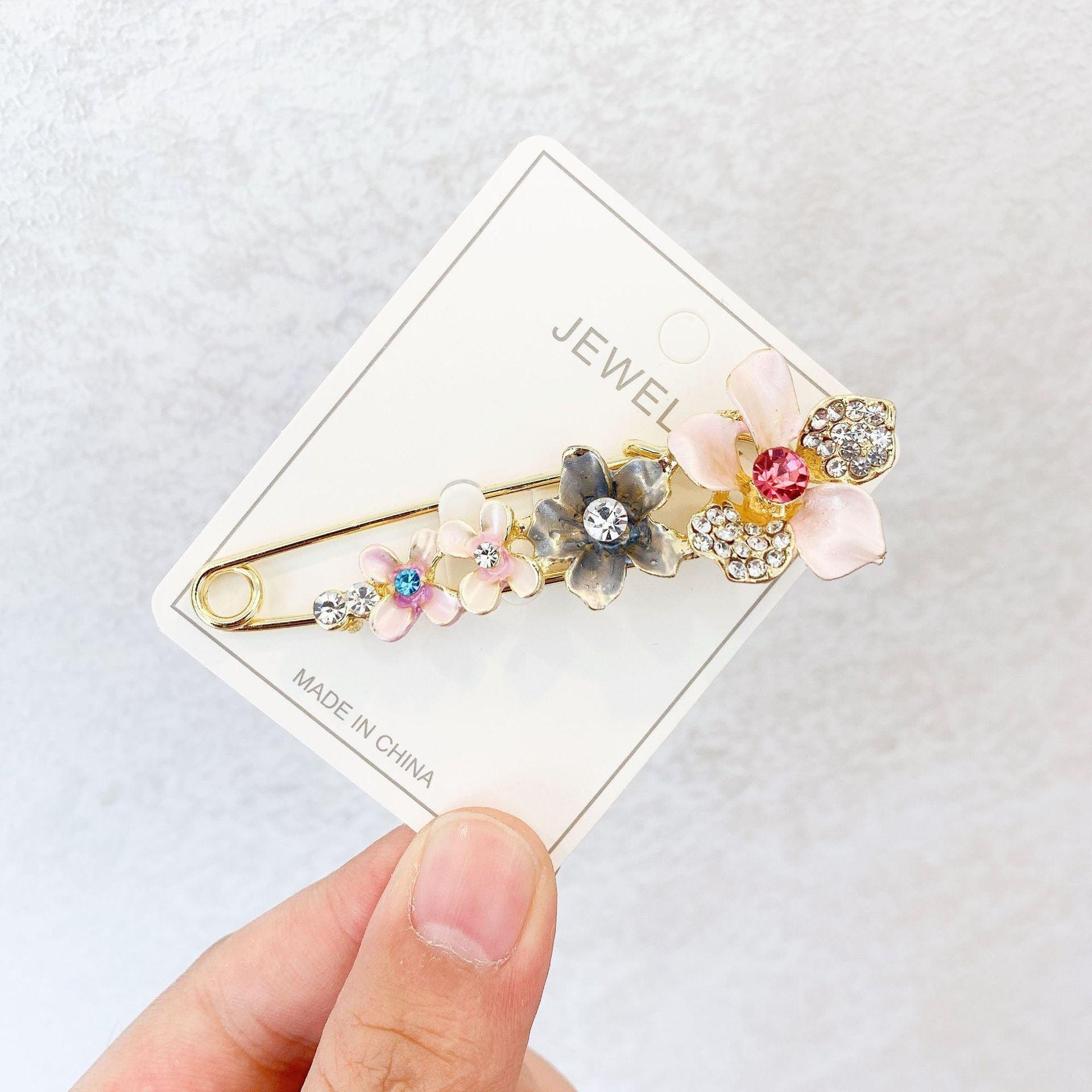 High-end Safety Pins For Women Flower Pin Crystal Rhinestones Safety Pins Woman Jewelry Accessories Hijab Scarf Clip Buckles