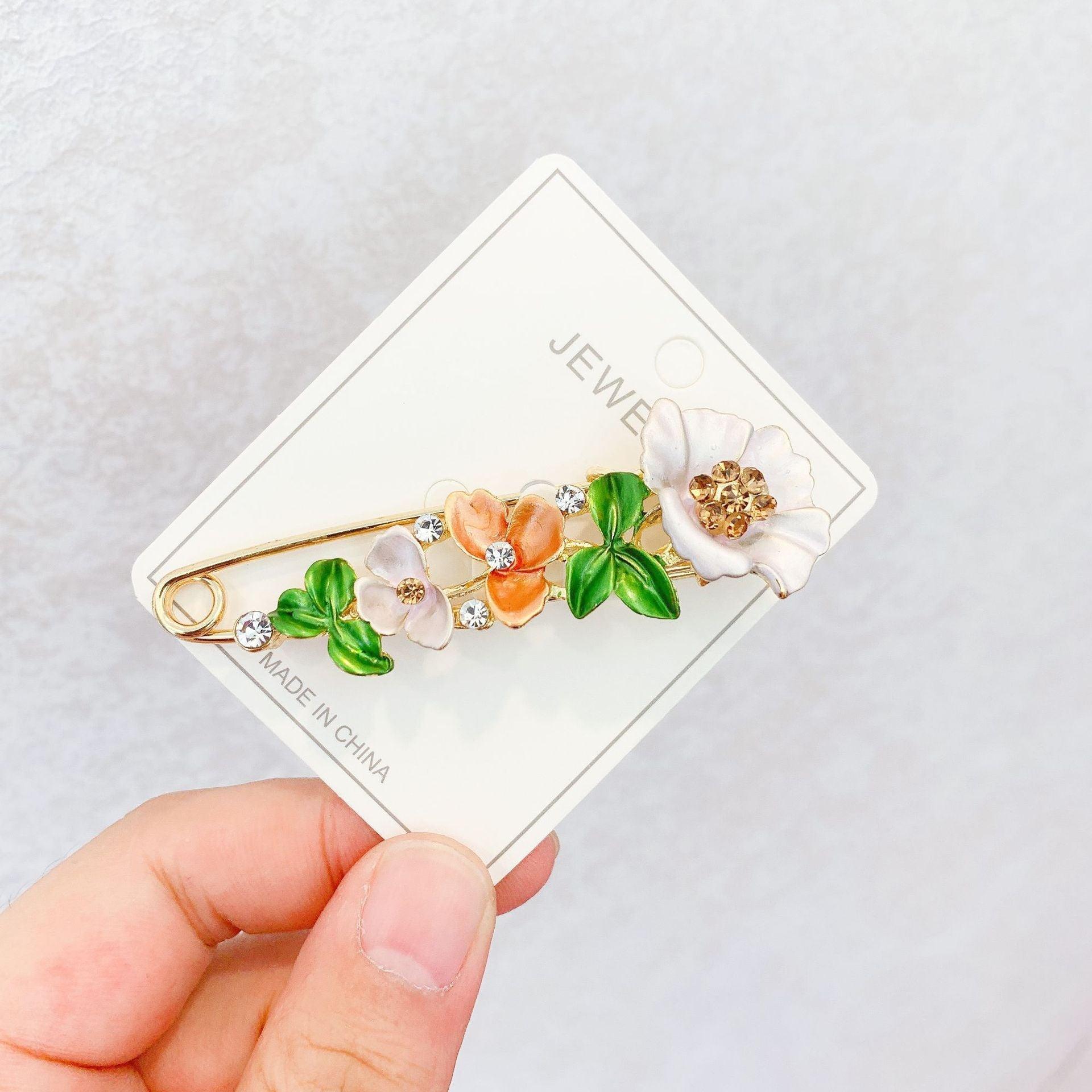 High-end Safety Pins For Women Flower Pin Crystal Rhinestones Safety Pins Woman Jewelry Accessories Hijab Scarf Clip Buckles