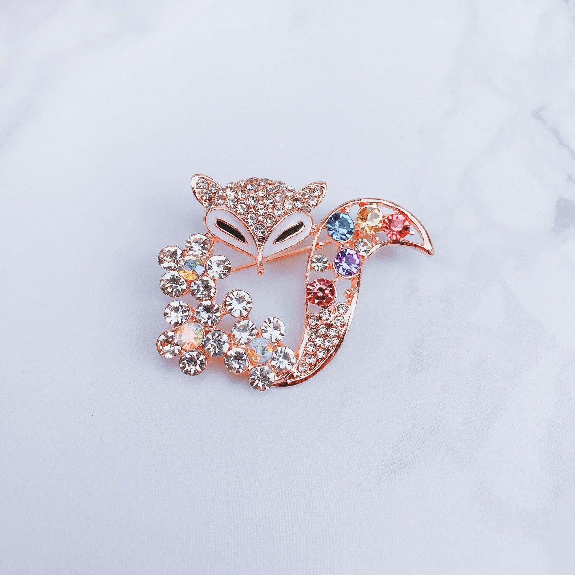 Ladies Brooch Women's Simple Fashion Fox Style Women's Coat Accessories Brooch For Women Ladies Brooch Women's Simple Fashion Fox Sweater Stylish Accessories Brooch Women Animal Party Wedding Brooches Pins