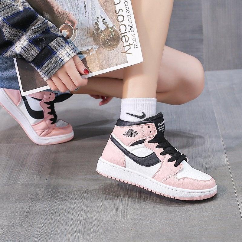 Leather Sports Running Shoes Red Breathable Anti Slip Vulcanized High Top Plate Shoes Lace-up Classic Shoes Girls Comfortable Men Casual Flats Sneakers