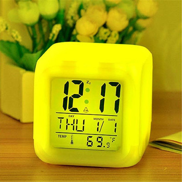 LED Digital Smart Alarm Clock Electronic Desktop Clocks LCD Display Showing Time Alarm Date Bedside Alarm Clocks with Snooze for Bedroom Kitchen Office Battery Operated  Watch Table Electronic Desktop Clocks USB Wake Up Clock Wake Up Time