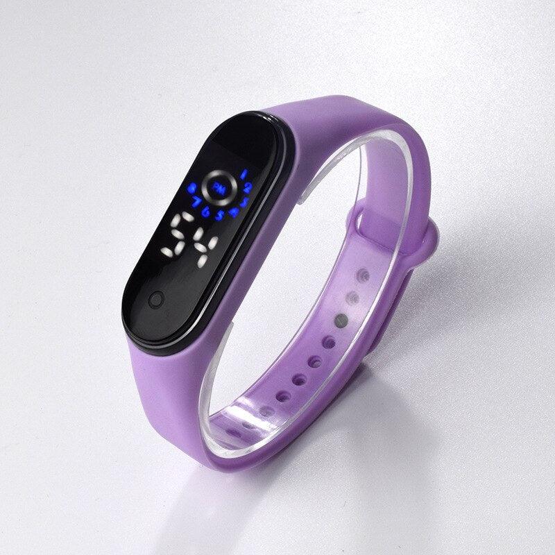 LED Electronic Boys Girls Watch Digital Silicone Wristwatch Fashion Casual Universal Watch Unisex Sport Watch Led Digital Silicone Strap Digital LED Sports Watch For Women Kids