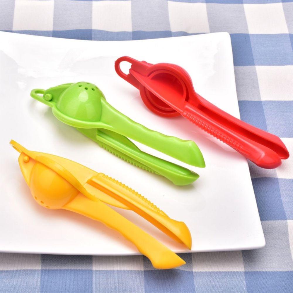 Lemon Squeezer Liquid Portable Multi-Functional Lemon Squeezer Manual Orange Citrus Juicer Home Lemon Clip Squeeze Juice Mini Orange Press Juice Kitchen Tools Manual Fruit Juicer Mini Blender