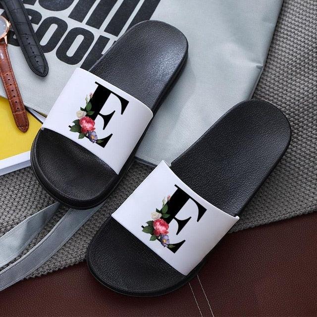 Letters Printed Women Slippers Summer Sandals Non-Slip Flat Beach Shoes Bathroom Flip Flop Slipper Comfort Slides Beach Pool Gym House Slipper Outdoor Fashion Non Slip Flat Sandals