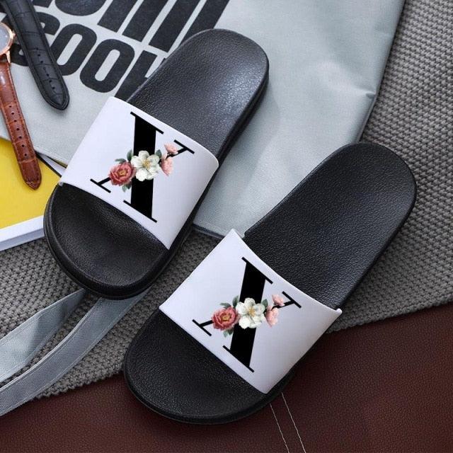 Letters Printed Women Slippers Summer Sandals Non-Slip Flat Beach Shoes Bathroom Flip Flop Slipper Comfort Slides Beach Pool Gym House Slipper Outdoor Fashion Non Slip Flat Sandals