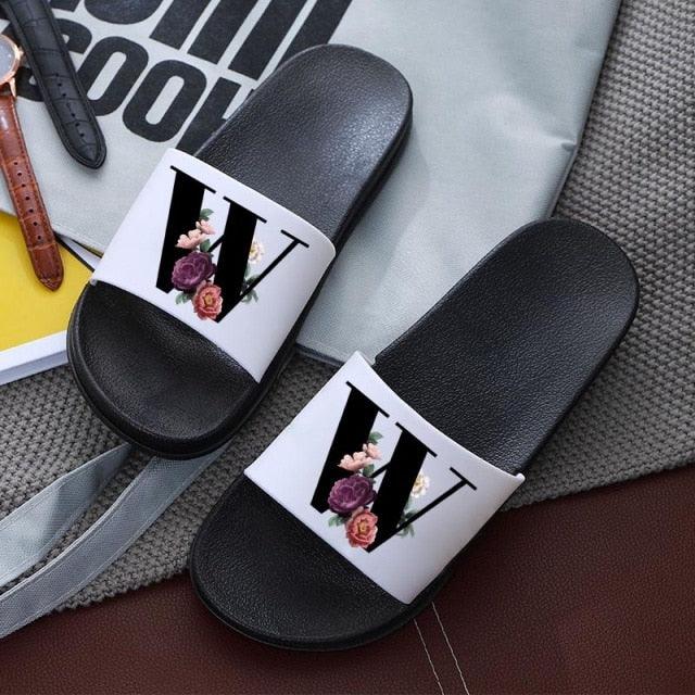 Letters Printed Women Slippers Summer Sandals Non-Slip Flat Beach Shoes Bathroom Flip Flop Slipper Comfort Slides Beach Pool Gym House Slipper Outdoor Fashion Non Slip Flat Sandals