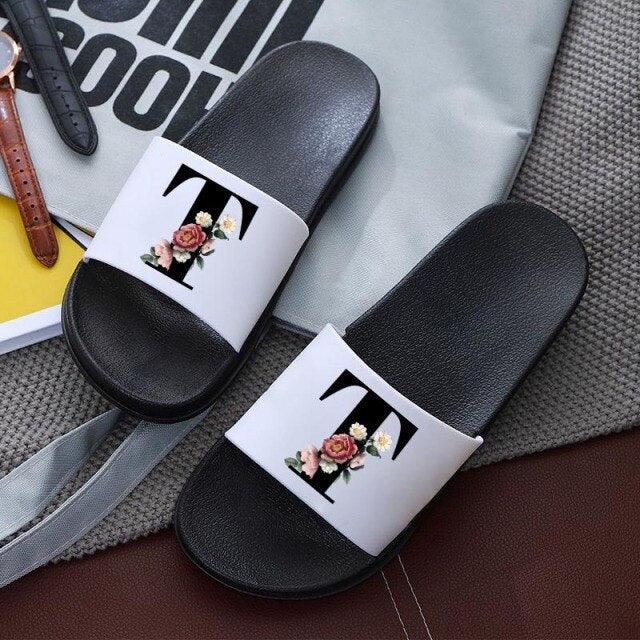 Letters Printed Women Slippers Summer Sandals Non-Slip Flat Beach Shoes Bathroom Flip Flop Slipper Comfort Slides Beach Pool Gym House Slipper Outdoor Fashion Non Slip Flat Sandals