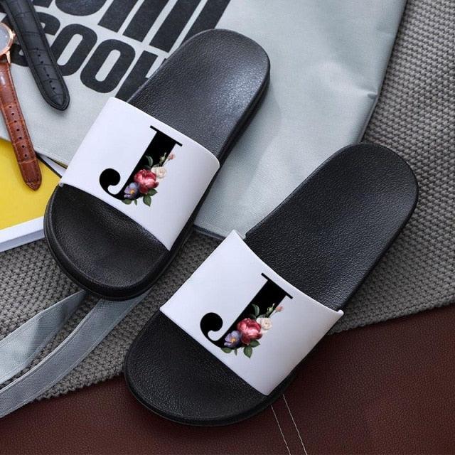 Letters Printed Women Slippers Summer Sandals Non-Slip Flat Beach Shoes Bathroom Flip Flop Slipper Comfort Slides Beach Pool Gym House Slipper Outdoor Fashion Non Slip Flat Sandals