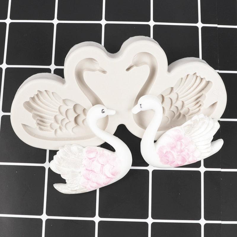 Lovely Couple Swan Shape Silicone Mold  Fondant Chocolate Resin Aroma Stone Soap Mold For Pastry Cup Cake Decorating Kitchen Tool Swan Silicone Fondant Molds Swan Couple Chocolate Mold