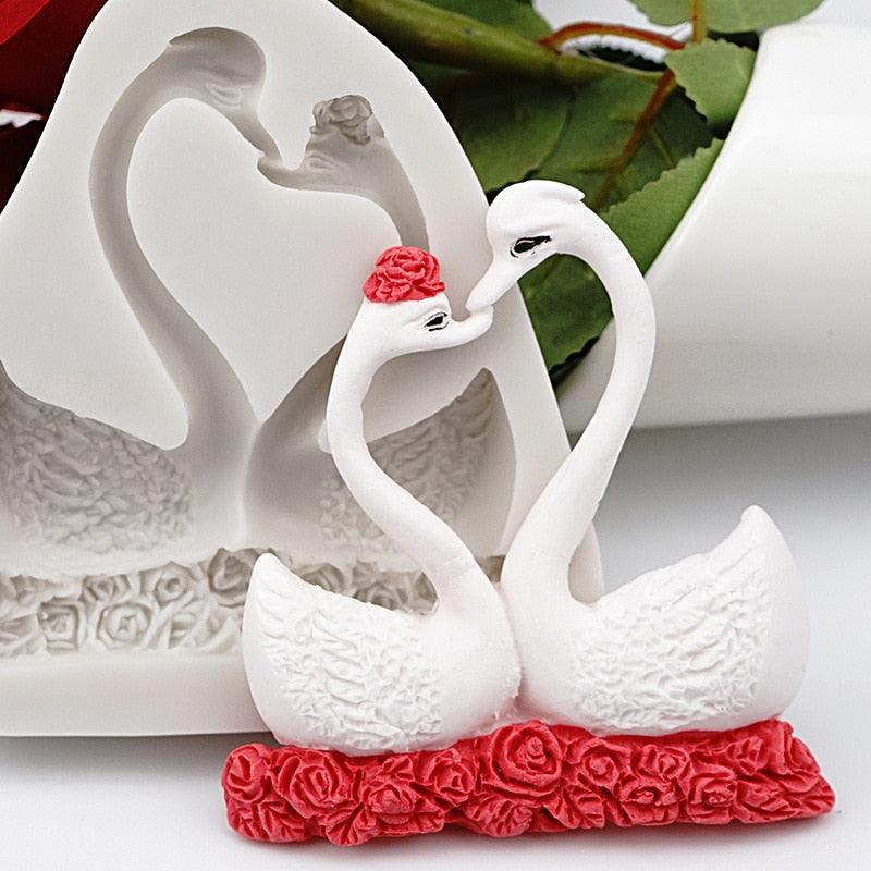 Lovely Couple Swan Shape Silicone Mold  Fondant Chocolate Resin Aroma Stone Soap Mold For Pastry Cup Cake Decorating Kitchen Tool Swan Silicone Fondant Molds Swan Couple Chocolate Mold