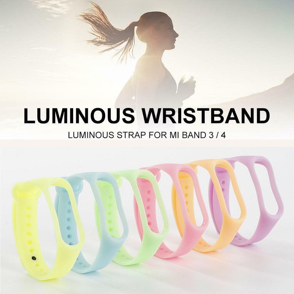 Luminous Glowing Silicone Wrist Strap For Smart Watch Bands Replacement Bracelet Soft Silicone Watch Strap Glow-in-Night Safety And Children Anti-Scratch Protective Watch Bands