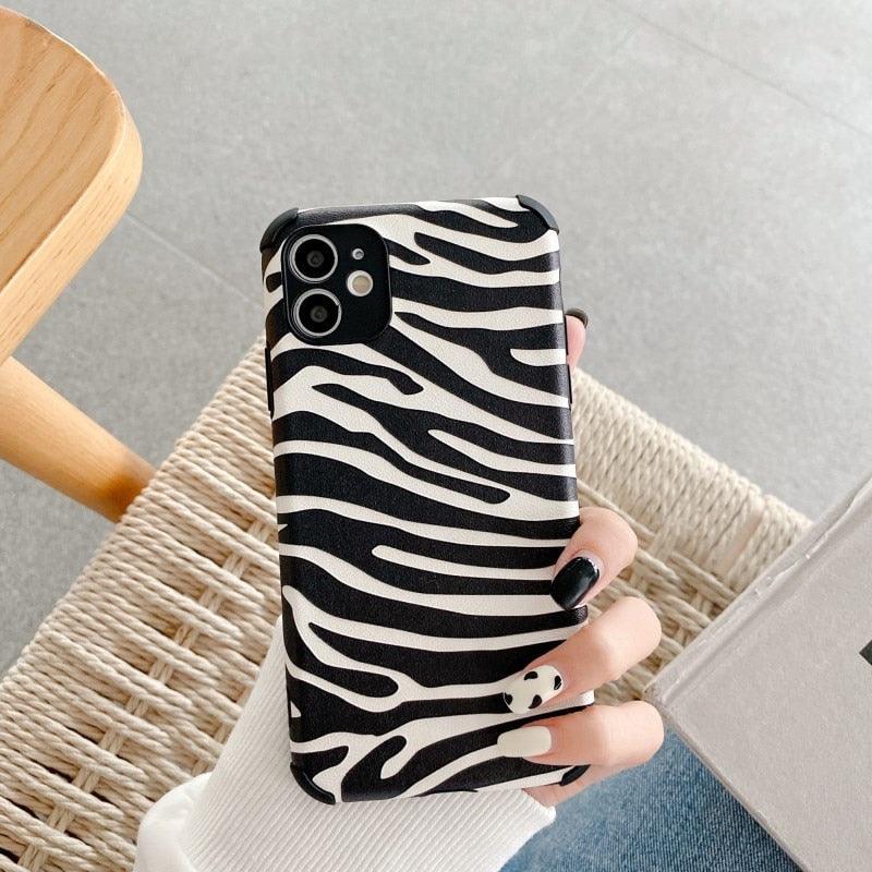 Luxury Leather Black White Zebra Pattern Phone Case for iPhone 13 12 11 14 Pro Max Xs Xr 7 14 plus Anti-fall Soft Silicone Back Cover Soft Slim Thin Luxury Shockproof Shiny Case for Girls and Women Zebra Print iPhone Case