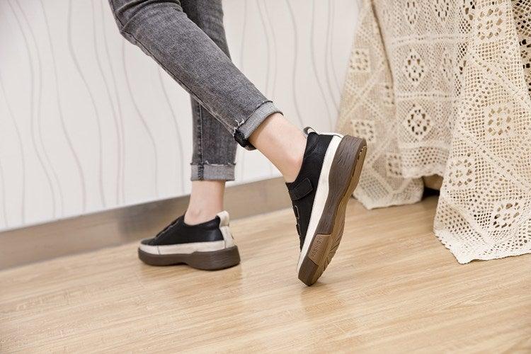 Luxury Leather Womens Sneakers Spring Shoes New Genuine Leather Casual Women Fashion Flat Girl Student Shoes Comfortable Women's Casual Flats Elegant Soft Walking Sneakers