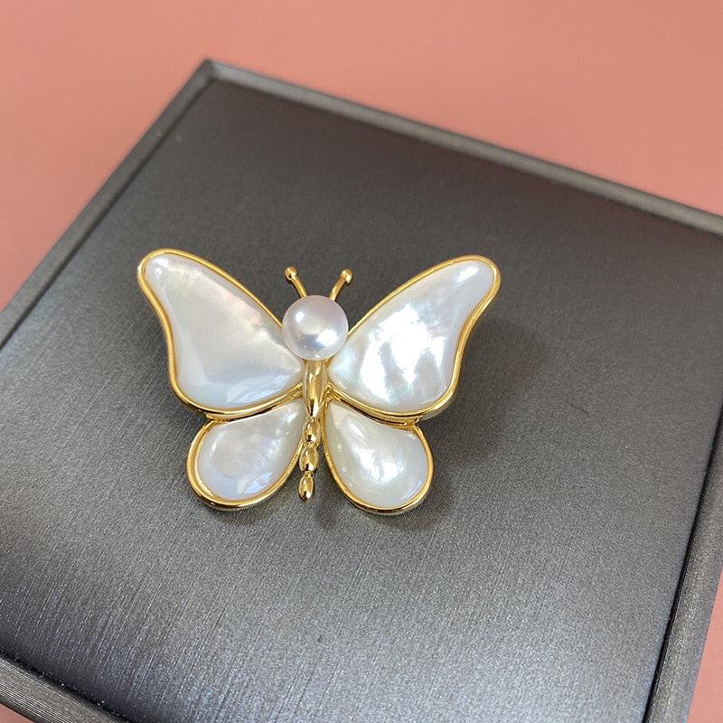 Luxury Pearl White Butterfly Brooch Pin Exquisite Insect Pins Corsage Retro White Small Butterfly Pin Brooch Women's Fashion Brooch Pin Brooches Woman Party Gift Luxury Fashionable Party Jewelry Vintage Brooch