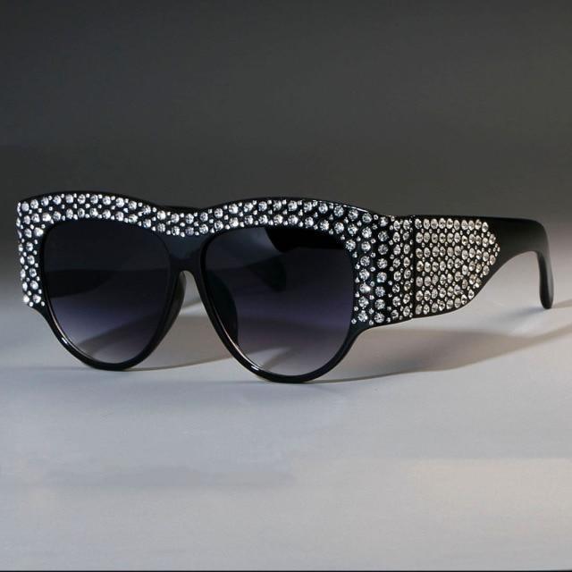 Luxury Shape Sunglasses For Women New Style Oversized New Latest Rhinestone Frame Style New Bling Diamond Glasses For Women New Fashionable  Shades