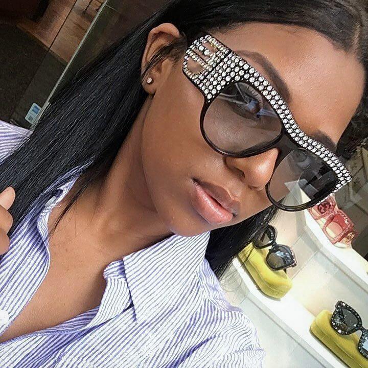 Luxury Shape Sunglasses For Women New Style Oversized New Latest Rhinestone Frame Style New Bling Diamond Glasses For Women New Fashionable  Shades