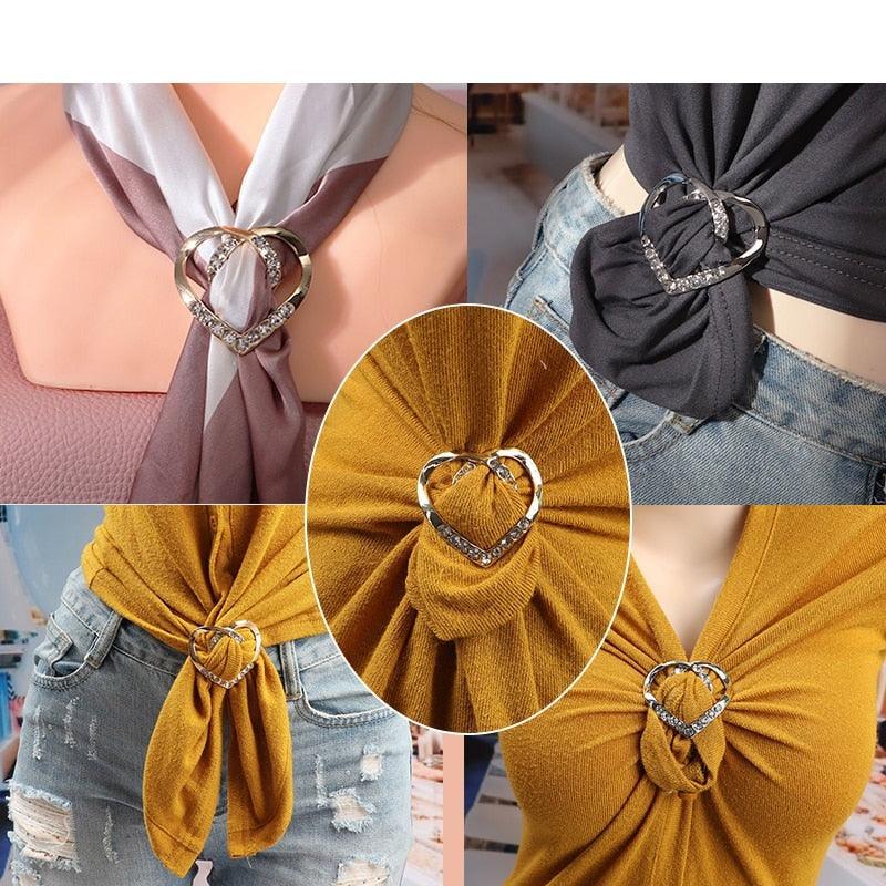 Luxury T-shirt Heart Scarf Brooches Wedding Holiday Beautiful Bridal Fashion Large Elegant Brooch Pin For Women Crystal Cute Scarf Buckle Brooch Shawl Ring Clip Scarves Fastener Knotted Button Pin Accessories