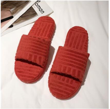 Luxury Thick Sole Women Slippers Green Flat Outwear Slides Summer Autumn Runway Flip Flops Comfy Slippers Cute Fur Slip-on Shoes Memory Foam House Slipper