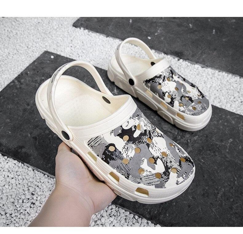 Men Sandals Summer Camouflage Hole Shoes Garden Shoes Outdoor Non-slip Beach Shoes Flat Sandals Home Slippers Unisex Garden Clogs Shoes Slippers Sandals For Mens