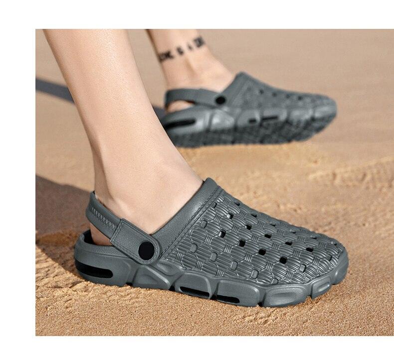 Men Sandals Summer Hole Shoes Rubber Tasteless Plastic Unisex Garden Shoes Black Beach Flat Men Sandals Non Slip Water Shoes Lightweight Home Slip On Walking Casual Holiday Shoes