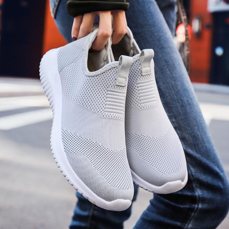 Men Sneakers Lightweight Casual  Slip On Walking Socks Sneakers Trainers Mesh Flat Breathable Summer Walking Beach Mesh Shoes Comfortable Mesh Athletic Espadrilles