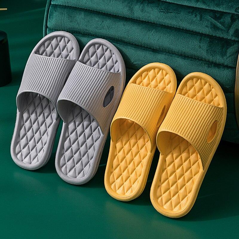 Mens Summer Slippers Shoes Bathroom Anti-slip Casual Beach Sandals Soft Sole Slide Flip Flops Soft Lightweight Flip-Flops Thicken Cushioned Slippers Shower Bathroom Shoes Beach Pool Flip Flop Slippers