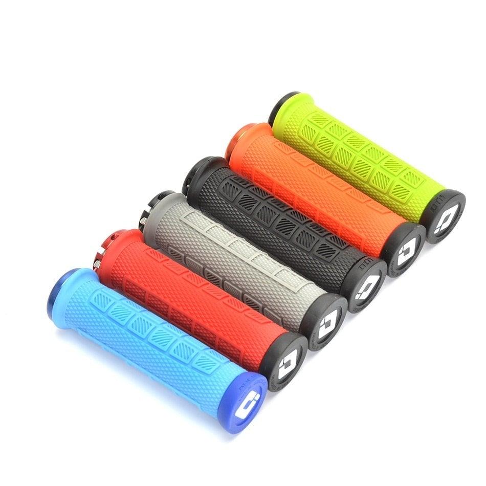 Mountain Bike Handlebar Handle Pro Lock Handle Aluminum Alloy Silicone Handlebar Grips Double Lock-on Bicycle Handle Bar Grips Ergonomic Non-Slip Silicone Hand Grip For Scooter Mountain