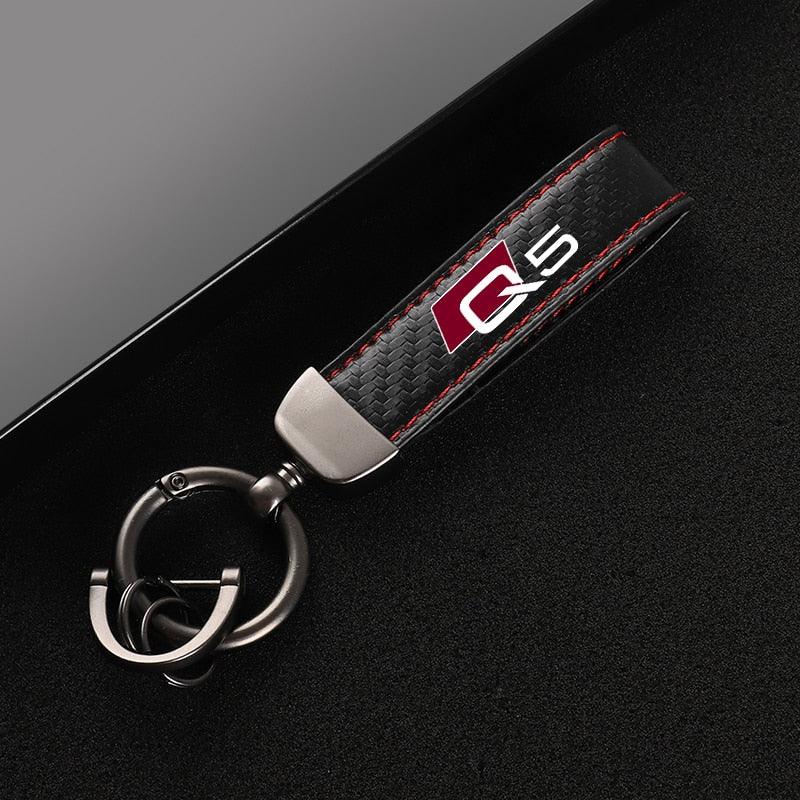 New Carbon fiber Leather Car Keychain Custom Genuine Leather Unisex Keychain, Car Accessories Wristlet Strap For Key Rotating Horseshoe Key Rings The Car Keys Present For Women Men