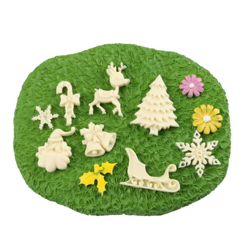 New Christmas Silicone Mold Decoration Tools Santa Christmas Tree Cake Decoration Tool Chocolate Candy Cookies Mold Christmas Silicone Molds Christmas Theme Silicone Baking Molds - ALLURELATION - 544, Baking Cup, Baking Tools, Cake Molds, Chocolate Mold, Cookie Molds, Decoration Molds, Decoration Tool, Fondant Mold, Food Decoration, High Quality Molds, kitchen accessories, Kitchen Baking Mold, Molds, Moulds, Reusable Molds, Silicone Molds - Stevvex.com