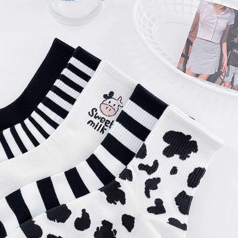 New Fashion Cow Print Cute Animals White Cartoon Socks Cute Happy Socks Unisex Fashion Socks Cow Style Breathable Socks For Men And Women