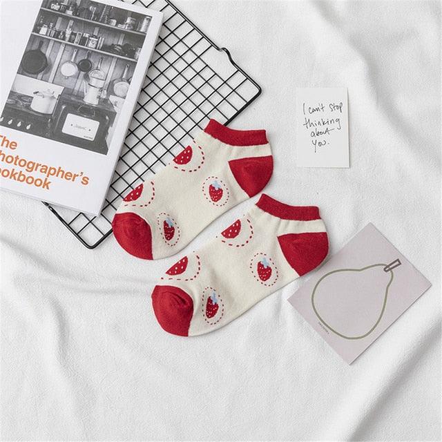 New Fashion Funny Cartoon Egg Socks Cute Girls' Happy Animal Fruit Foods Short Socks Penguin Fried Omelette Strawberry Pineapple Printed Unisex Socks For Men And Women