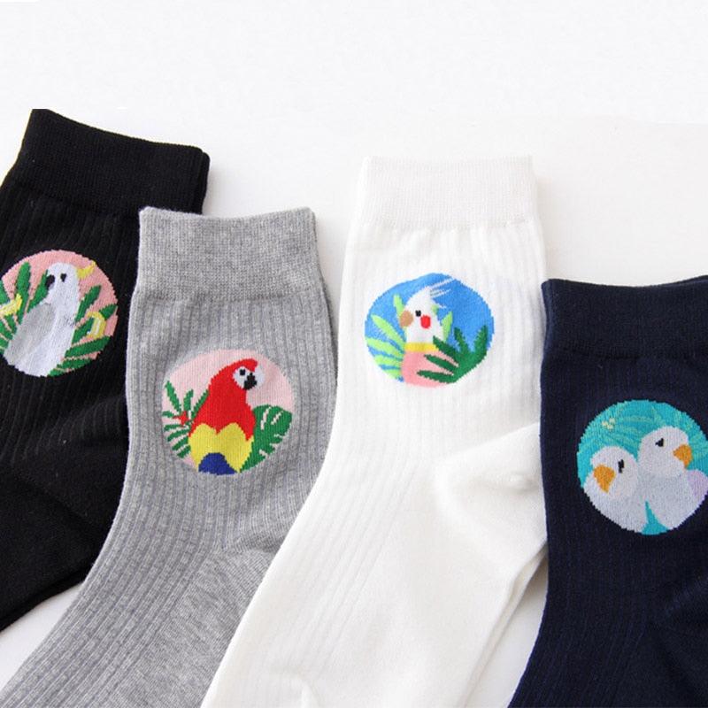 New Fashion Owl Bird Parrot Pattern Jacquard Socks Unisex Cute Animals Socks Harajuku Kawaii Design Art Combed Out Of Pure Cotton Crew Socks For Men And Women