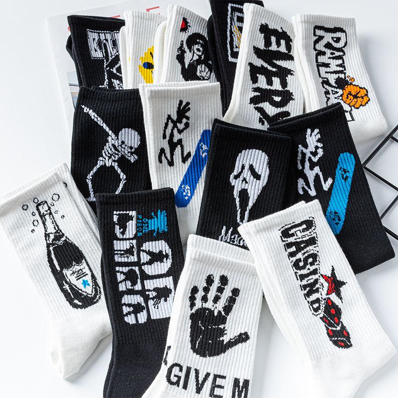 New Fashion Stylish Basketball Men Socks Cotton Hip-hop Female Sports Socks Combed Out Of Pure Cotton High Quality Harajuku Cool Funny Unisex Crew Socks For Men And Women