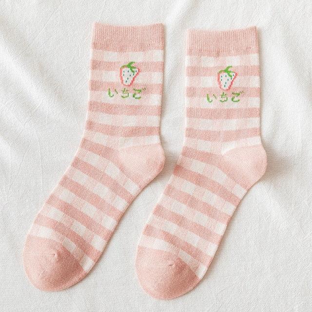 New Harajuku Style Kawaii Woman Socks Cotton Socks Novelty Socks with Strawberry and Flower Funny and Pink Socks Running And Climbing Socks For Men And Women