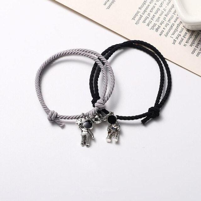 New Magnet Couple Bracelet Star Astronaut Bracelet Attractive Fashion Star Magnetic Bracelets For Couples Jewelry Gifts Set For Bestfriend Girlfriend Boyfriend Women Men