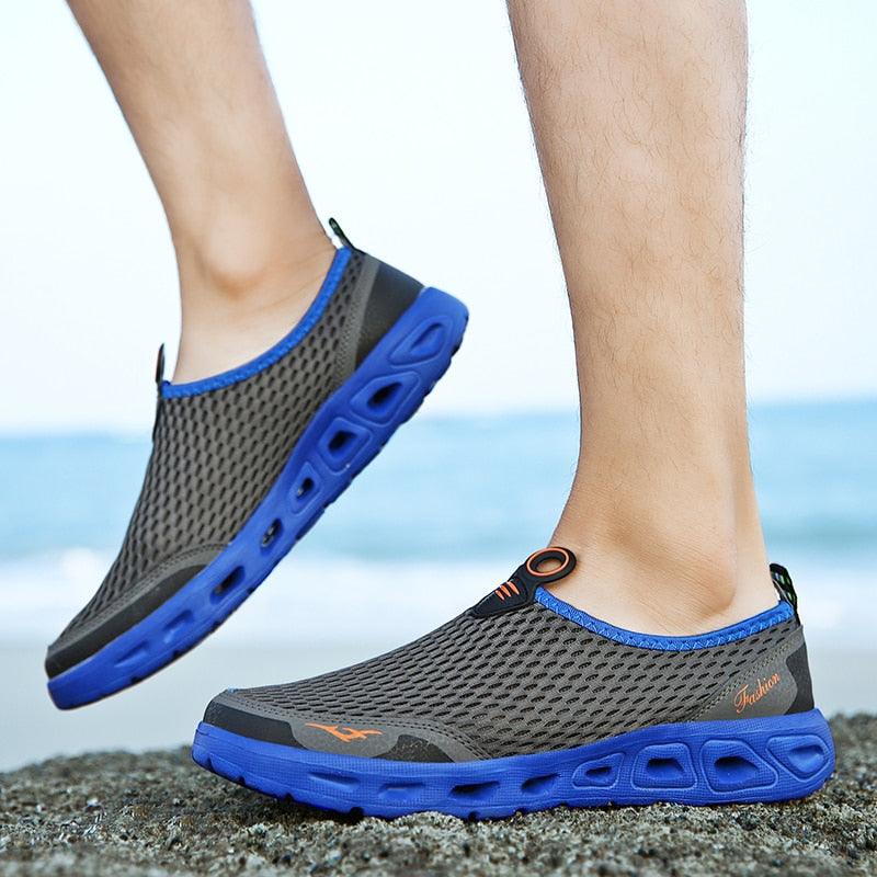 New Mesh Mens Aqua Shoes Outdoor Breathable Quick Dry Water Sneakers Light Anti-Skid Sport Footwear Comfortable Mesh Work Shoes Beach Swim Surf Shoes Water Shoes